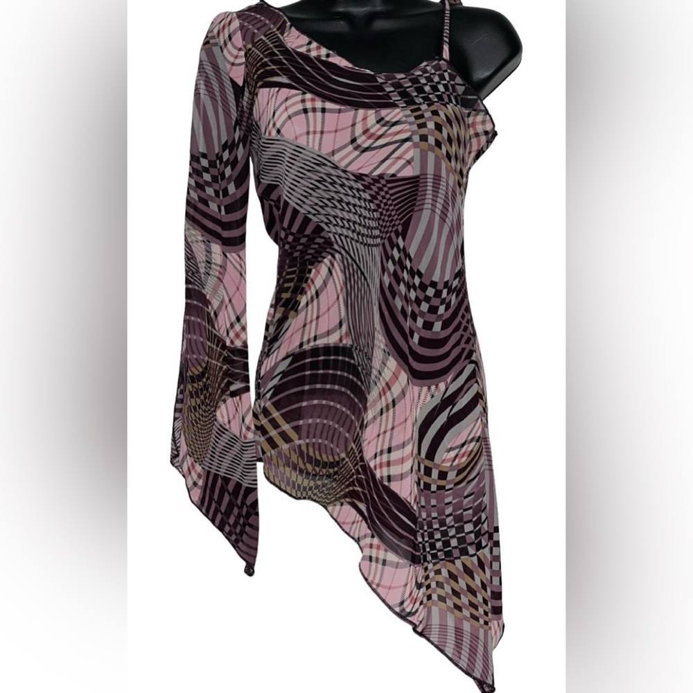 IN SEARCH OF Rave Brand Top